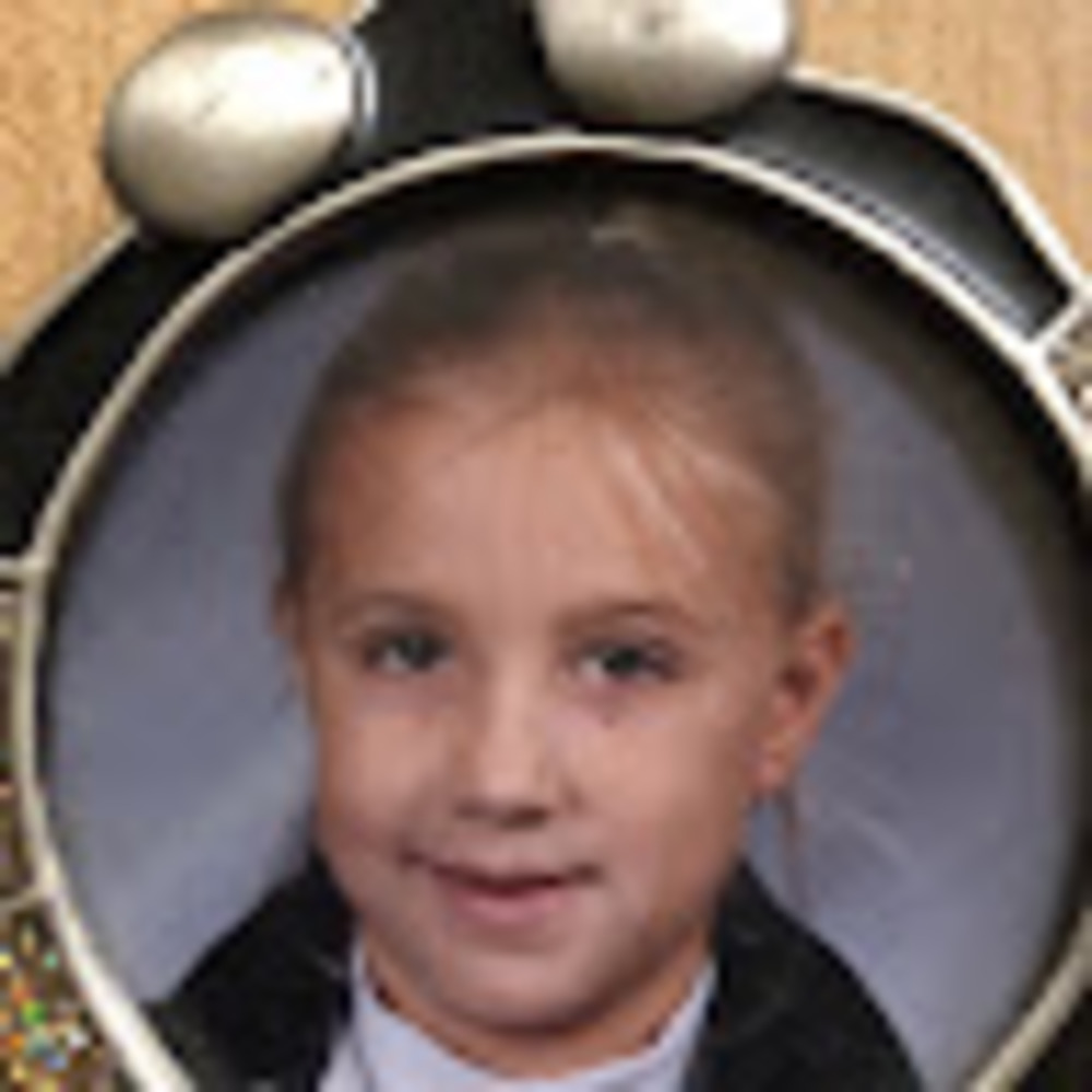 Meet your Posher, Felicia